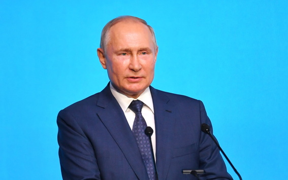 Путин продлил валютное регулирование до конца 2023 года