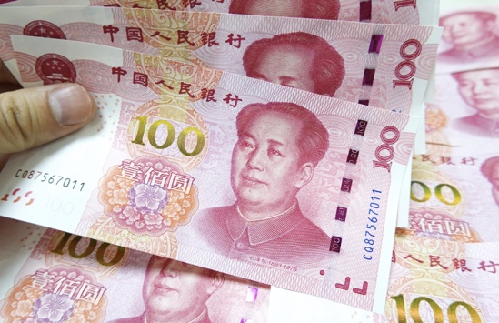 Минфин начнет пополнять ФНБ в юанях