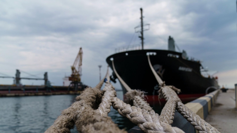 Киев заявил об отсутствии договоренностей по функционированию двух портов 